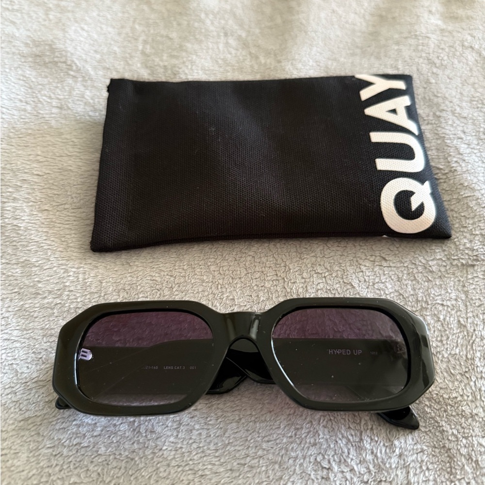 Quay Hyped Up sunglasses